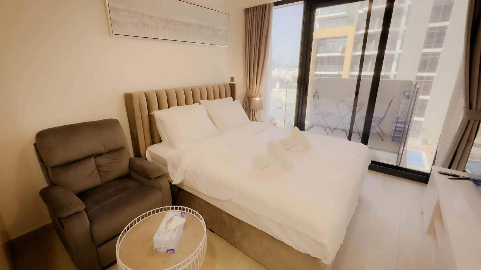 Appartamento Lavish Studio 10 Min Downtown Dubai Emirati Arabi Uniti