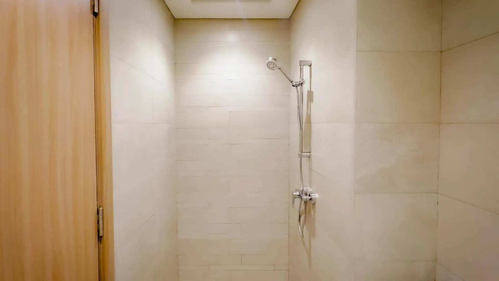 Apartment Lavish Studio 10 Min Downtown Dubai