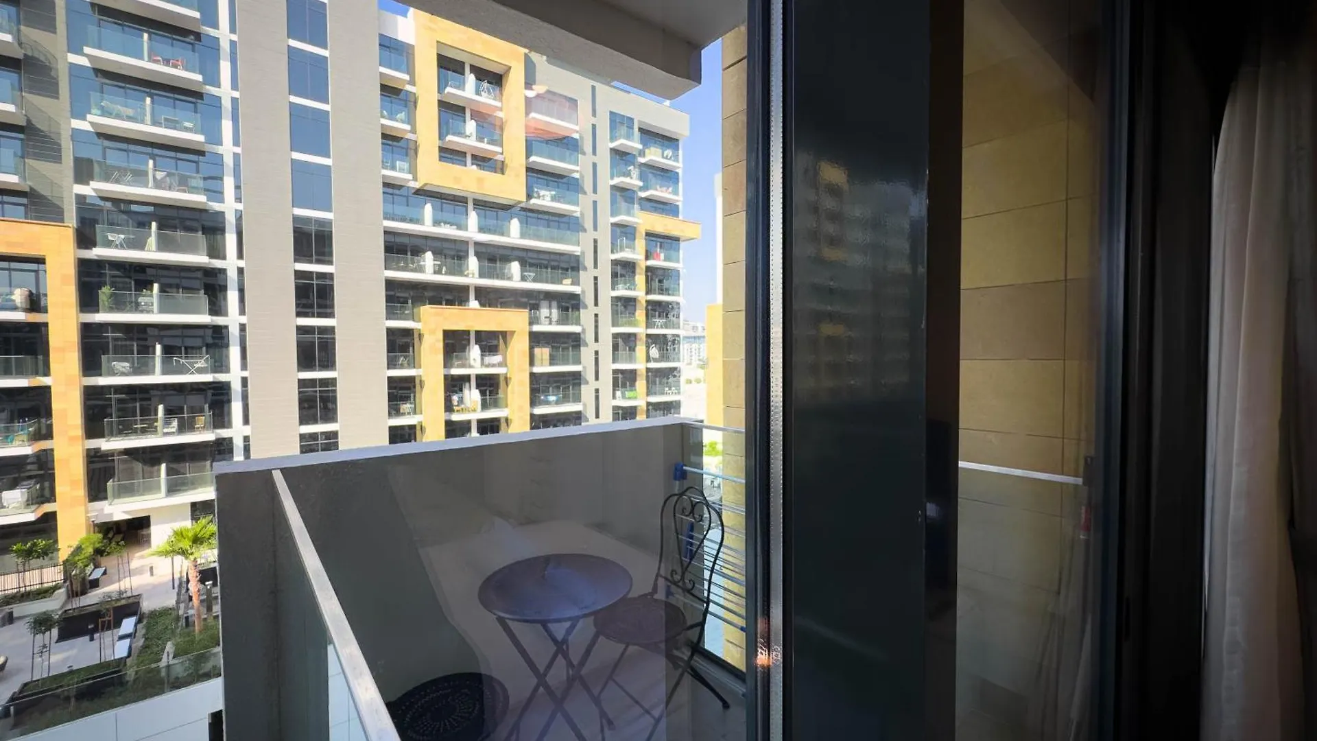 Apartment Lavish Studio 10 Min Downtown Dubai United Arab Emirates