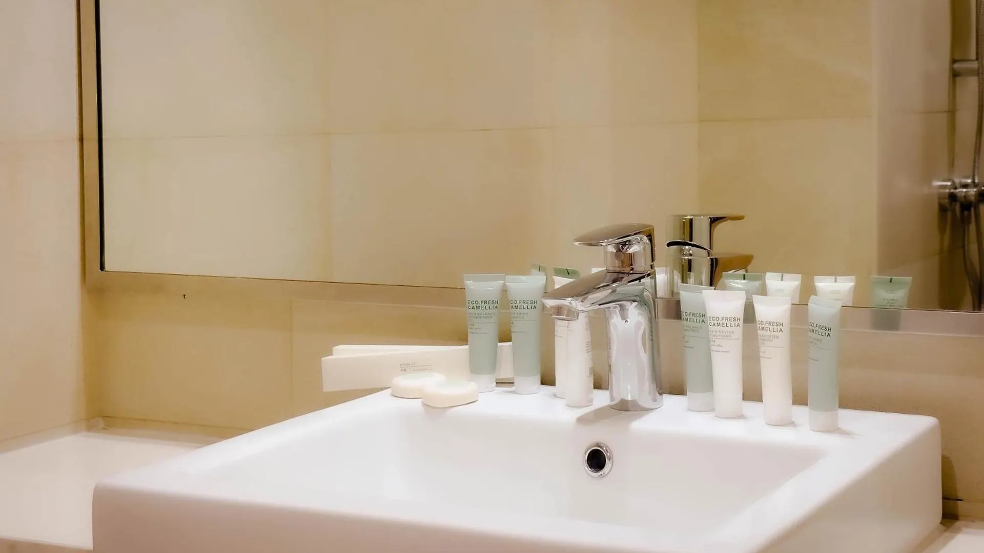 Lavish Studio 10 Min Downtown Dubai 0*,  United Arab Emirates